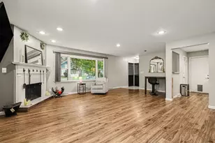 724 Crescent Rd, Jackson, MI 49203 - Photo 5