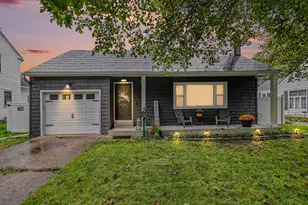 724 Crescent Rd, Jackson, MI 49203 - Photo 1
