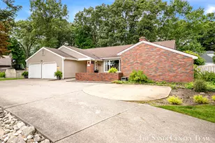 1160 Harbor Point Dr, Muskegon, MI 49441 - Photo 1