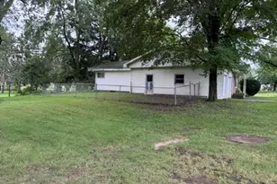 441 Highland Ave, Burr Oak, MI 49030 - Photo 5