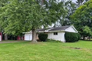 441 Highland Ave, Burr Oak, MI 49030 - Photo 3