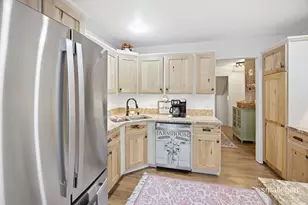 1325 S Broadway St, Hastings, MI 49058 - Photo 9