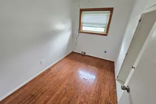 22620 Stephens St, Saint Clair Shores, MI 48080 - Photo 13