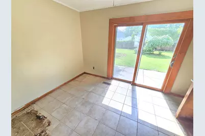 22620 Stephens Street, Saint Clair Shores, MI 48080 - Photo 11