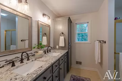 9040 Cedarview Avenue, Jenison, MI 49428 - Photo 17