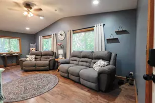 1022 Circle Dr, Lake Isabella, MI 48893 - Photo 3
