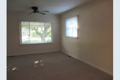2050 Moeller Avenue, Ypsilanti, MI 48198 - Photo 17