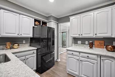 3648 Woodcliff Drive, Kalamazoo, MI 49008 - Photo 5