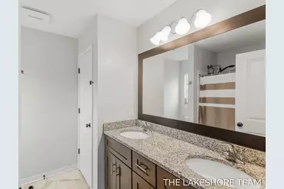 734 E 8th Street, Holland, MI 49423 - Photo 53