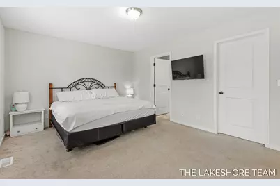 734 E 8th Street, Holland, MI 49423 - Photo 39