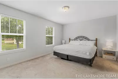 734 E 8th Street, Holland, MI 49423 - Photo 37