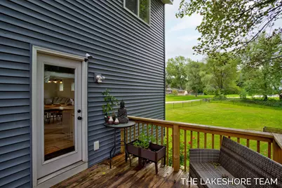 734 E 8th Street, Holland, MI 49423 - Photo 13