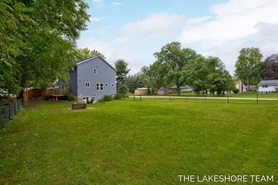 734 E 8th Street, Holland, MI 49423 - Photo 7