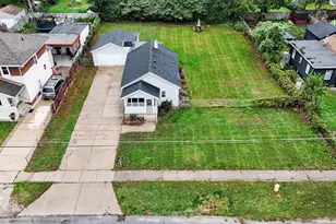 307 43rd St SE, Kentwood, MI 49548 - Photo 13