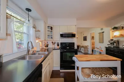7656 Hazel Drive, Jenison, MI 49428 - Photo 5