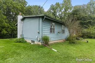 2648 Walnut Dr, Ionia, MI 48846 - Photo 3
