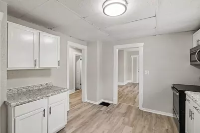 702 Fenimore Drive, Kalamazoo, MI 49048 - Photo 11
