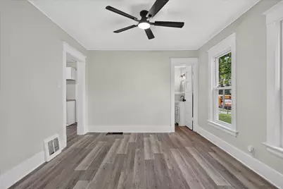 1009 Adams Street SE, Grand Rapids, MI 49507 - Photo 13