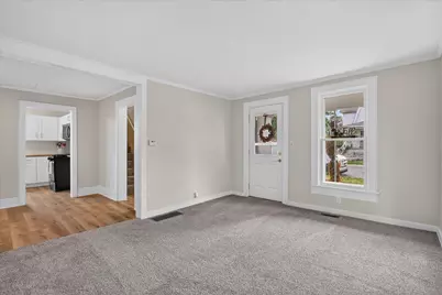 124 Washington Street, Sparta, MI 49345 - Photo 7