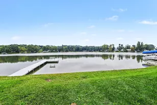 24937 Twin Shore Dr, Dowagiac, MI 49047 - Photo 7