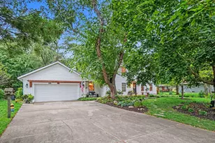 60 Gabriel Dr, South Haven, MI 49090 - Photo 3