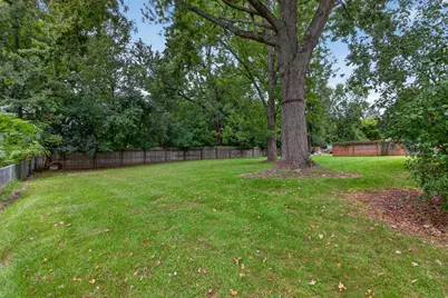 2400 Smiley Way, Jackson, MI 49203 - Photo 31