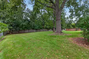 2400 Smiley Way, Jackson, MI 49203 - Photo 31