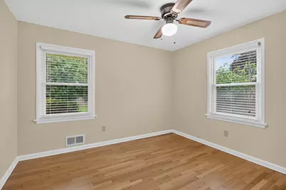 2400 Smiley Way, Jackson, MI 49203 - Photo 17