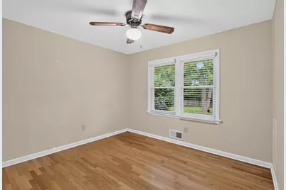 2400 Smiley Way, Jackson, MI 49203 - Photo 11