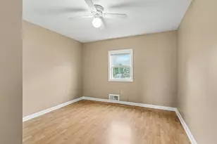 5670 Trailer Park Dr, Jackson, MI 49201 - Photo 9