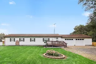 5670 Trailer Park Dr, Jackson, MI 49201 - Photo 1