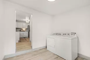 437 Woodlawn St SE, Grand Rapids, MI 49507 - Photo 13