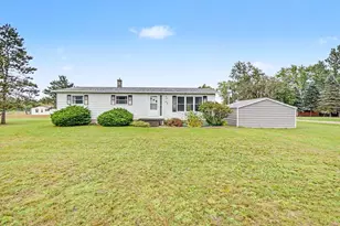 325 Division St, Hersey, MI 49639 - Photo 3