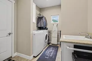 4482 Marie Therese Cir, Pinckney, MI 48169 - Photo 25