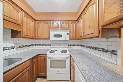 806 W Michigan Avenue #207W, Jackson, MI 49202 - Photo 19