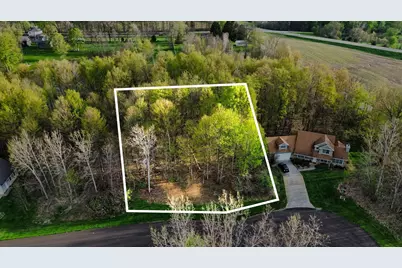 8655 Heron Court, Watervliet, MI 49098 - Photo 11