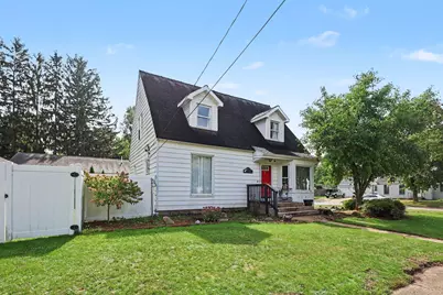 52 W Pine Street, Fremont, MI 49412 - Photo 3