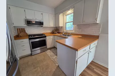 1422 Lake Avenue, Portage, MI 49002 - Photo 5