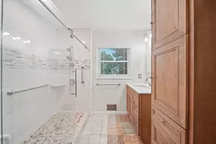 1239 Breezy Ln, Jackson, MI 49201 - Photo 17