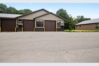 3589 Commercial Boulevard #22, Saugatuck, MI 49453 - Photo 3