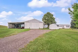 10010 S Beech Ave, Howard City, MI 49329 - Photo 1