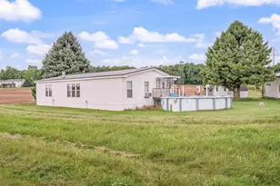 10010 S Beech Ave, Howard City, MI 49329 - Photo 31
