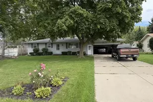 211 Leland Pl, Lansing, MI 48917 - Photo 1