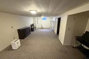 211 Leland Pl, Lansing, MI 48917 - Photo 11