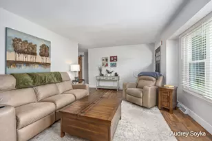 237 Roberta Jayne Dr SE, Lowell, MI 49331 - Photo 7