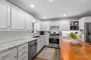 13342 Forest Park Dr, Grand Haven, MI 49417 - Photo 11