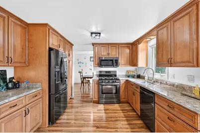 2089 Southwood Avenue, Norton Shores, MI 49441 - Photo 15