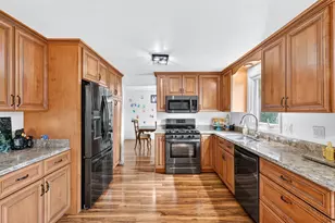 2089 Southwood Ave, Norton Shores, MI 49441 - Photo 15