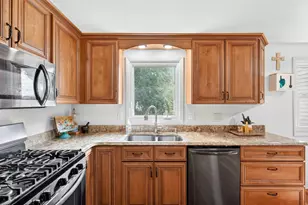 2089 Southwood Ave, Norton Shores, MI 49441 - Photo 17