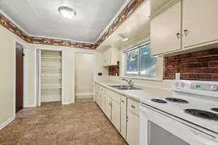 217 Virginia Ave, Battle Creek, MI 49037 - Photo 9
